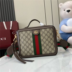 구찌 오피디아 스몰 숄더백 550622 2025/신상