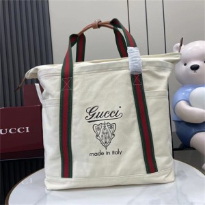 구찌 토트백 816863 2025/신상