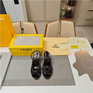 펜디 여성용 샌들 (굽높이8.5CM) F95547-2 2025/신상