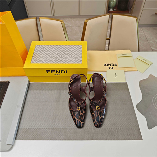 펜디 여성용 샌들 (굽높이8CM) F96557-1 2025/신상