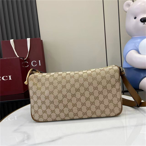 구찌 하프 홀스빗 미디엄 숄더백 860787 2026/신상