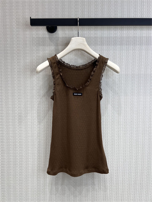 미우미우 민소매 M71904 2026/신상