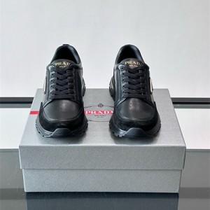 프라다 남성용 스니커즈 P50087-2 2026/신상