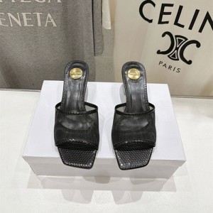 생로랑 여성용 슬리퍼 (굽높이5.5CM) Y67081-1 2026/신상